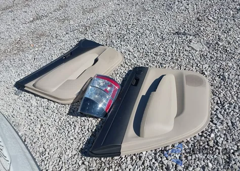 2005 Toyota Prius from USA, damaged, VIN JTDKB20U853062530